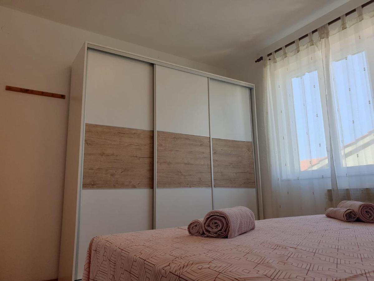 Apartments Ivana ซาดาร์ ภายนอก รูปภาพ